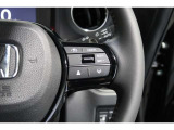 Hondaセンシングの機能のひとつ、アダプティブクルーズコントロール付!アクセルから足を離しても設定したスピードと前車との車間を保ち走行してくれます!車線維持もアシスト☆高速道路で疲労軽減ですね☆