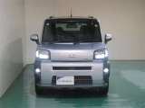 明度の高いLEDヘッドライトで、夜間の運転も安心です。