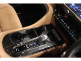 【トランスミッション】CVT(無段変速車)【駆動方式】フルタイム4WD