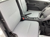 運転席の状態は綺麗です。