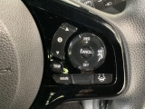 【アダプティブ・クルーズ・コントロール】予め設定した車速内でクルマが自動的に加減速。 前走車との適切な車間距離を維持しながら追従走行し、高速道路でのドライバーの疲労を軽減してくれる嬉しい機能付♪