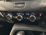 フロント両席にはシートヒーターが付いています!寒い日に便利な装備ですね。