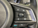 【全車速追従機能付クルーズコントロール】高速道路での長距離走行が楽に!!自動で速度を保つクルーズコントロールが、衝突軽減システムと連携し、前方の車両を感知して車間を保つように速度調節してくれます!!