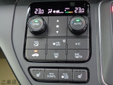 フルオートエアコン・運転席・助手席シートヒーター