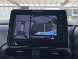 後方確認をサポートし、安全な駐車をアシスト。狭い場所でも安心の機能で、運転の負担を軽減します。安全運転をサポートします。
