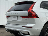 ◆バック/万が一を考え、安全性を重視する方に選ばれているVOLVO車。ドアを開閉するとその重み・厚みに驚くはず