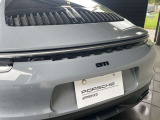 厳しいポルシェ認定中古車品質基準をクリアした車両のみを展示、販売しております。 納車後の保証内容もポルシェ認定中古車ならではの内容となっております。