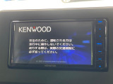 【ナビゲーション】目的地までしっかり案内してくれる使いやすいナビ。Bluetooth接続すればお持ちのスマホやMP3プレイヤーの音楽を再生可能!毎日の運転がさらに楽しくなります!!