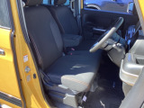 運転席の状態もグッド!年式・走行距離をほとんど感じさせない、大変きれいな室内です!
