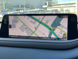 高精細な地図表示で、スムーズなナビゲーションを実現。運転に集中しながらも、確実なルート案内を受けることができます。旅の安全をサポートします。