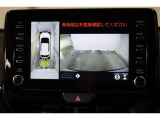 車両を上から見たような映像表示するパノラミックビューモニター付き!