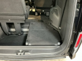 乗車人数や荷物の量、車内での過ごし方に合わせて、シートのレイアウトを変更できます。