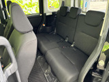 後席からの眺めも良好で、会話も弾みます。快適な空間で、長距離移動もストレスなく過ごせます。
