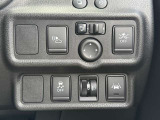 最近はほんとに安全装備は必須ですよね。。こちらのお車にも衝突被害軽減ブレーキ、車線逸脱警報付いてます!安全運転を心がけ、ノートePOWERと一緒に素敵なカーライフをお楽しみください^^♪