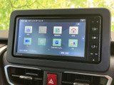 使いやすいナビ・オーディオシステムを搭載。快適なドライブをサポートします。Bluetooth接続やUSBポートも備え、スマートフォンとの連携も可能です。