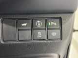 パワーテールゲート等の操作も運転席側で可能となっております!