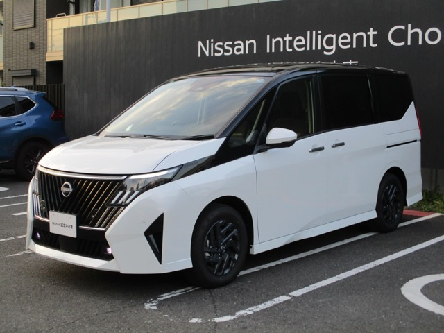 セレナ 1.4 e-POWER ハイウェイスターV 