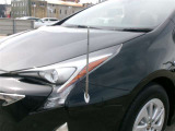 電動式フェンダーポールを装備しています!必要な場面で運転席から上下操作が可能です。走行中は収納してスッキリ!