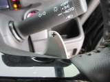スポーティーな運転が楽しめるパドルシフト搭載。