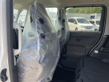 届出済み未使用車 4WD 両側パワースライドドア スマートキー スペアキー レーダークルーズコントロール レーダーブレーキ ヘッドアップディスプレー ステアリングヒーター