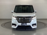 LEDヘッドライトを装備しています。LEDヘッドライトはとても明るく、雨の日や夜間走行も安全・安心です。