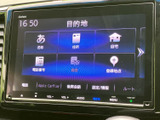 高精細なディスプレイが、運転に必要な情報を分かりやすく表示。快適なドライブをサポートする頼もしい相棒です。