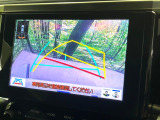 【バックカメラ】駐車時に後方がリアルタイム映像で確認できます。大型商業施設や立体駐車場での駐車時や、夜間のバック時に大活躍!運転スキルに関わらず、今や必須となった装備のひとつです!