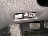 ビルトインタイプの【ETC】で見た目もスッキリ。高速道路の利用にとても便利です。