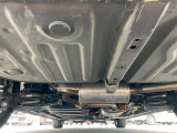 【 車両底面 】現車の確認はお電話で在庫のご確認の上、是非ご来店くださいませ!ご来店の難しい方は店舗スタッフがお電話やメールで詳細をお答えさせて頂きます。