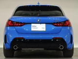 BMWのお車は、走行の安定性とコーナリングの良さを追求し、思い通りにハンドルの操作可能です。試乗車もご用意しておりますので、ぜひ&ldquo;駆け抜ける歓びをご体感ください!