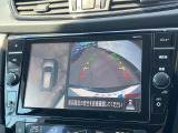 【アラウンドビューモニター】専用のカメラにより、上から見下ろしたような視点で360度クルマの周囲を確認することができます☆死角部分も確認しやすく、狭い場所での切り返しや駐車もスムーズに行えます。