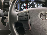 ステアリング左側のスイッチになります。オーディオの操作が手元でできますので運転の妨げにならないので安心して運転できます。