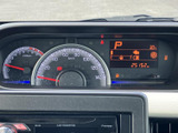 視認性の高いメーター類は、運転に必要な情報を的確にドライバーへ伝えます。走行状況を把握し、安全運転を心がけましょう。