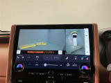 安全機能のバックモニター&全周囲モニターも装備です。