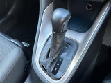 【 シフト 】スムーズなシフトチェンジで快適にお車を操縦していただけます!