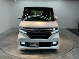 一目見てホンダ車だとわかるカッコいいフロントマスクです!