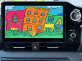 停車中にTVを楽しめるので、休憩時間などに便利です。家族や友人と一緒に、エンターテイメントを満喫できますね。