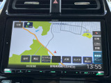 わかりやすい地図表示で、目的地までスムーズに。渋滞情報もリアルタイムで確認できるので、安心して運転に集中できます。遠出の計画も立てやすくなりますね。