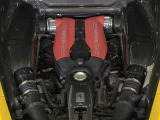 488 GTBには3.9リッターV型8気筒ツインターボエンジンが搭載されております。