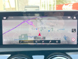 ●ベンツ純正ナビ:一体感のあるナビは、高級感ある車内を演出してくれます。Bluetooth再生などオーディオ機能も充実しておりますので、運転もより楽しめます♪