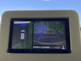 狭い場所でも安心のバックモニター付き。後方の状況を画面で確認でき、安全な駐車をサポートします。運転に自信がない方にもおすすめです。