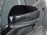 【ドアミラーウインカー】格好良さだけではなく対向車両からの視認性もよく安全に走行する為の安全装備のひとつです。