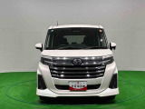 煌くメッキフロントグリルとスポーティーさが際立つ洗練されたスタイル。トールカスタムが入荷致しました。この車には左サイドに修復歴があります。
