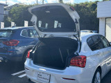 お車はご予約状況などによりご案内出来ない場合がございます。ご来店頂ける際は、事前にご連絡くださいますようお願い申し上げます。