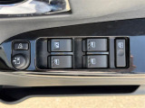 【パワーウインドウ】運転席のスイッチで、各席の窓ガラスの開閉ができます!あると便利ですよね!