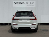 ◆バック/万が一を考え、安全性を重視する方に選ばれているVOLVO車。ドアを開閉するとその重み・厚みに驚くはず