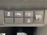 【Honda SENSING】いつもの道で、高速道路などで、安心・快適な運転を支援します。先進の安全運転機能システム搭載。