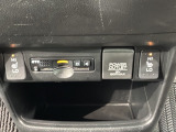 フロント両席にはシートヒーターが付いています!寒い日に便利な装備ですね。