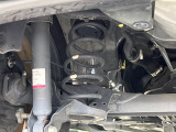 お車を安心してお乗りいただく為には、足回りの定期点検が欠かせません。サービスサポート(有償保証)では無料点検もご提供しており、安心のカーライフをお過ごしいただけるサポート体制が整っています。