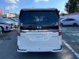 セレナ 1.2 e-POWER ハイウェイスターV 